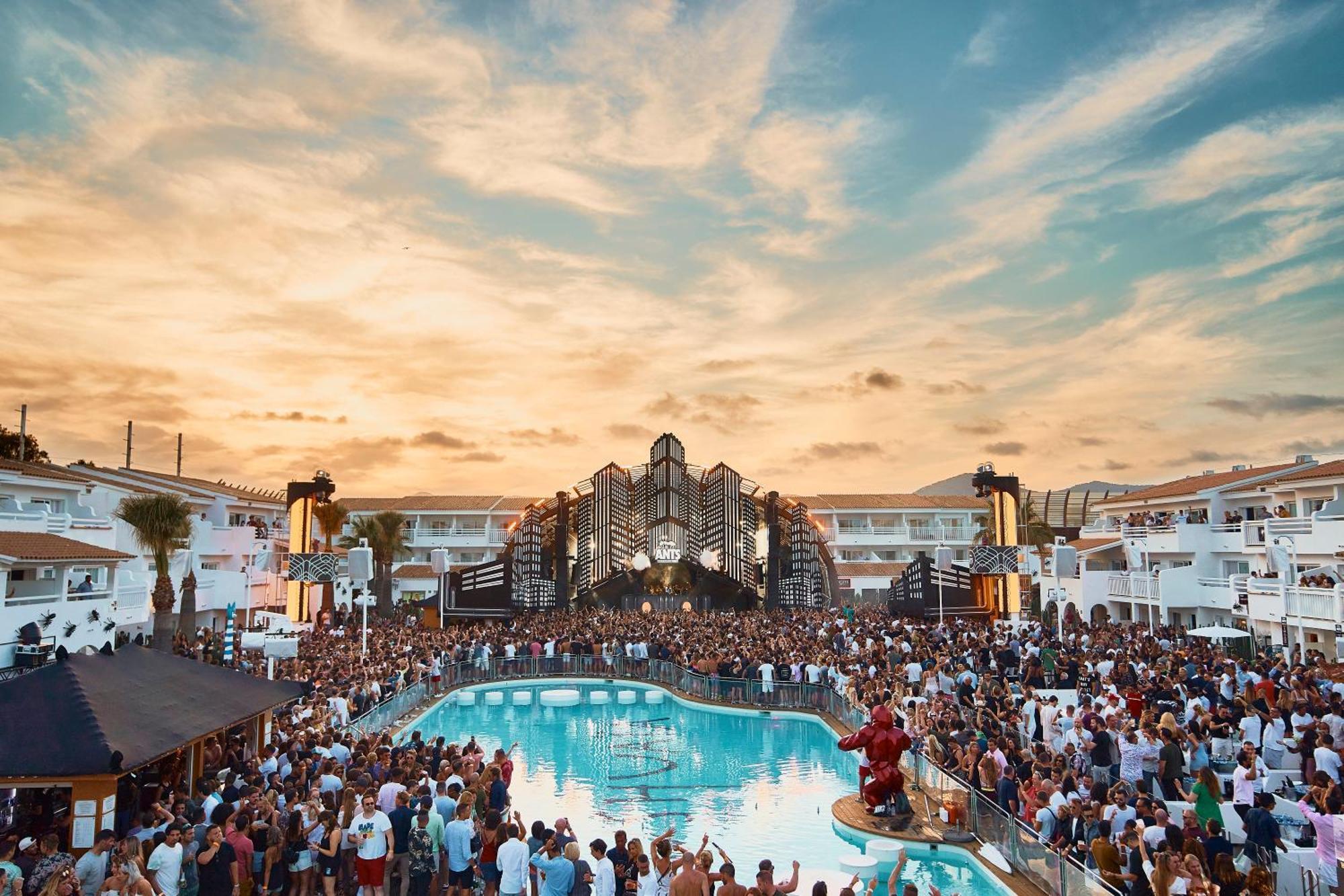 Ushuaia Ibiza - Adults Only - Club Entrance Included Отель